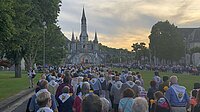 Jugendliche reisen nach Lourdes